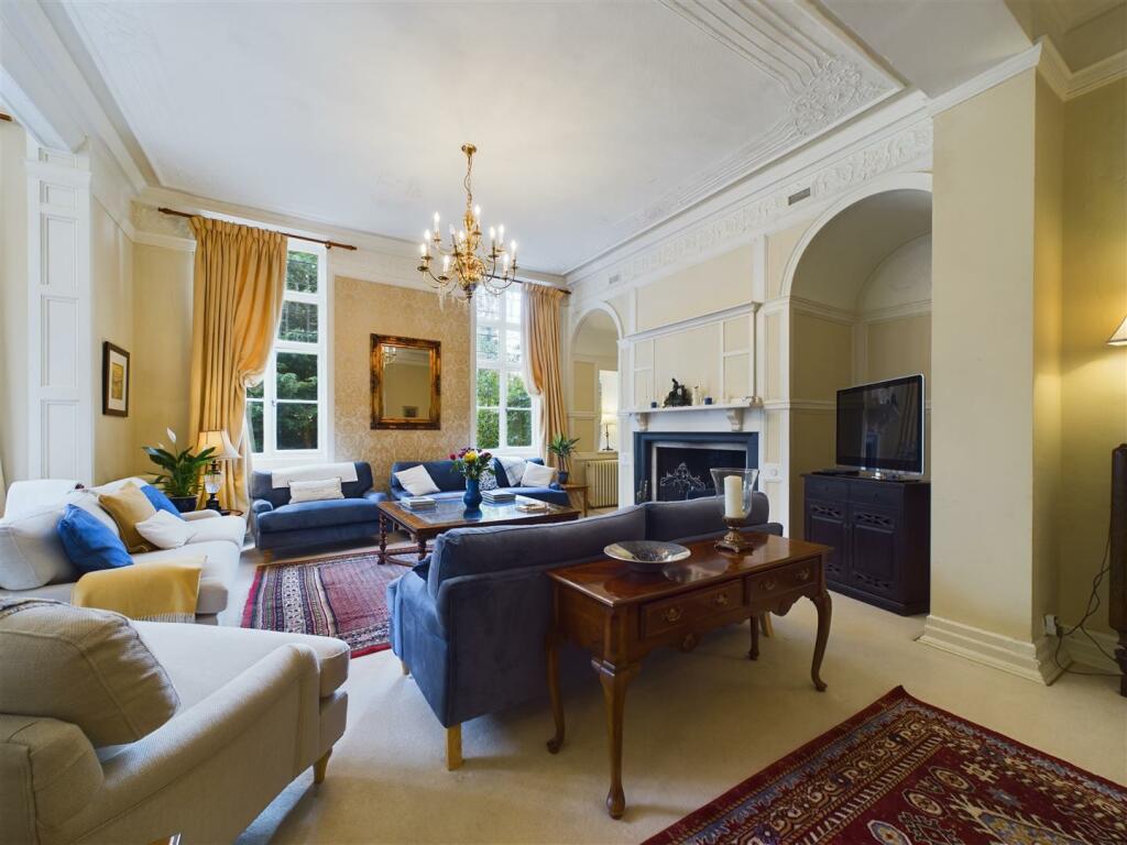 DRAWING ROOM