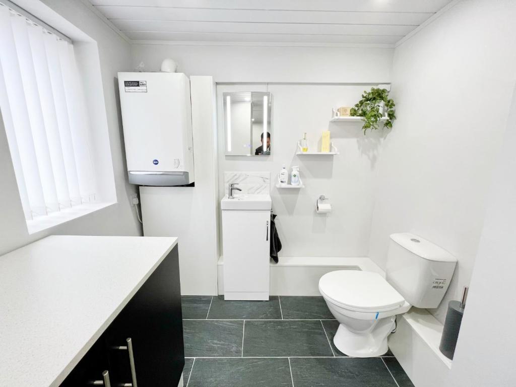 Utility Room 2.jpg
