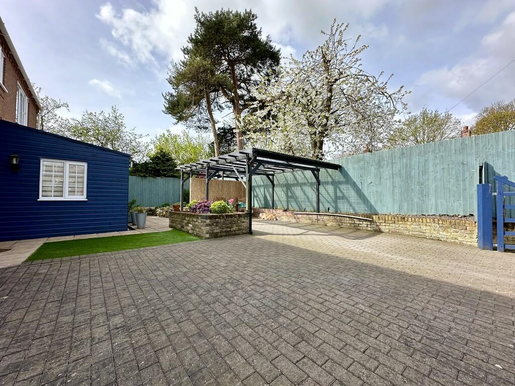 5. 4A Mill Road, ...