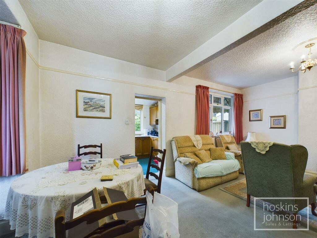 Living/Dining Room