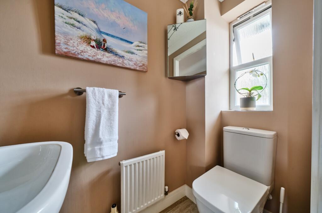 1302253-23-6846b5ce5cdf0-ARW-1