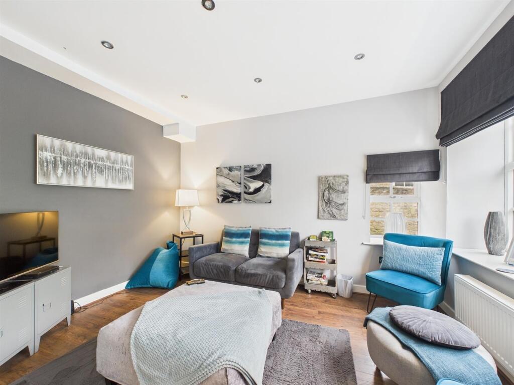 G Living Room.jpg