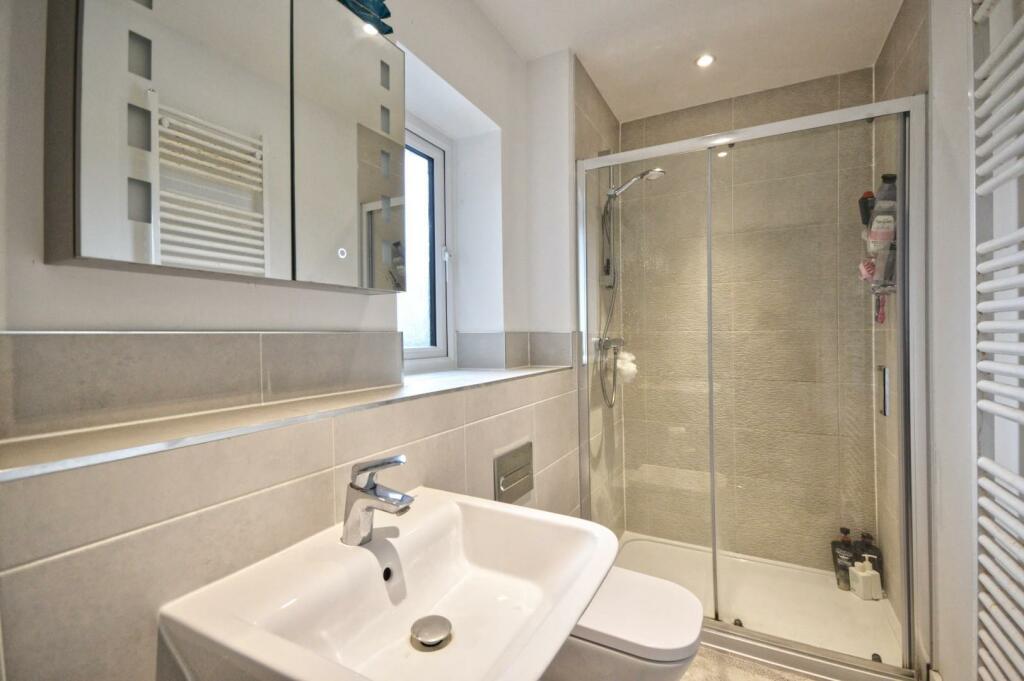 En Suite Shower Room