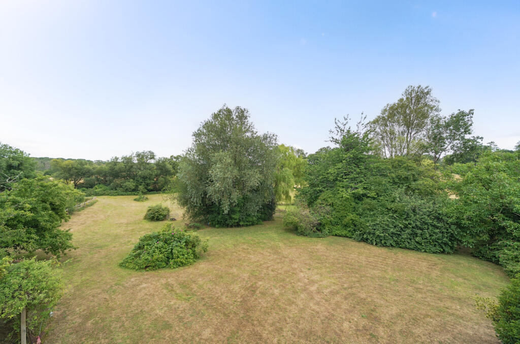 1324945-3-687672f...