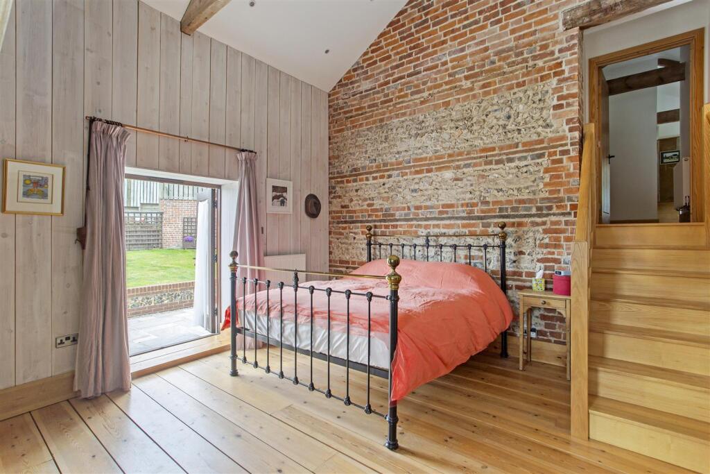 74396_Nightingale Barn - (57).jpg