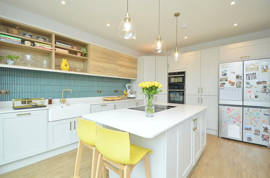resizedKitchen6.jpg