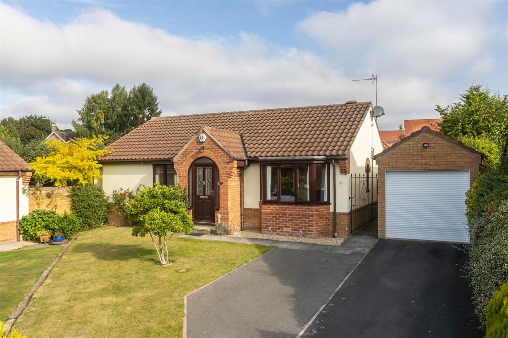 Corbie Way 33 External-1.jpg