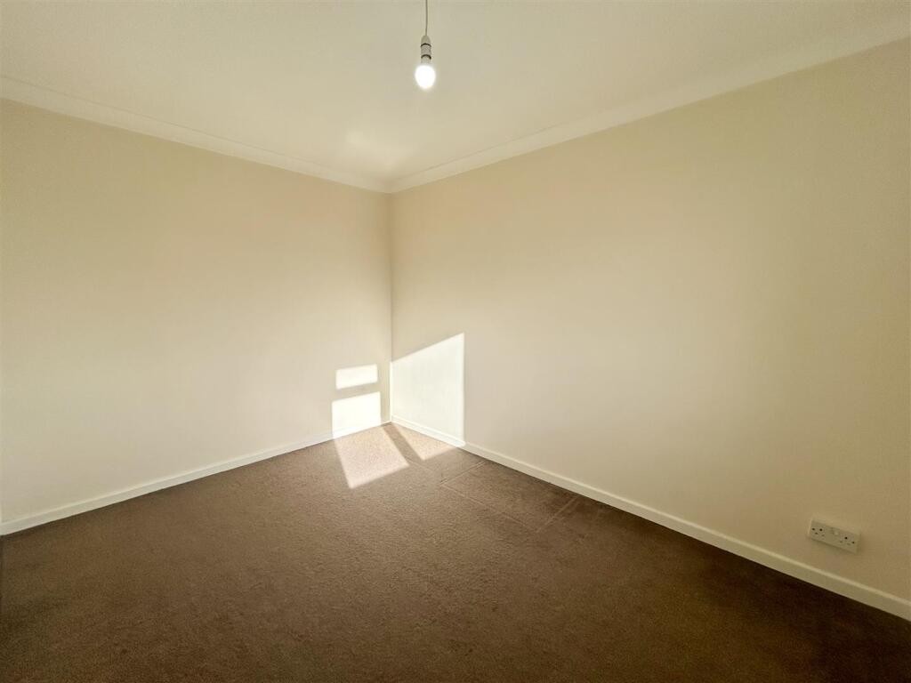 Bedroom 2.jpeg