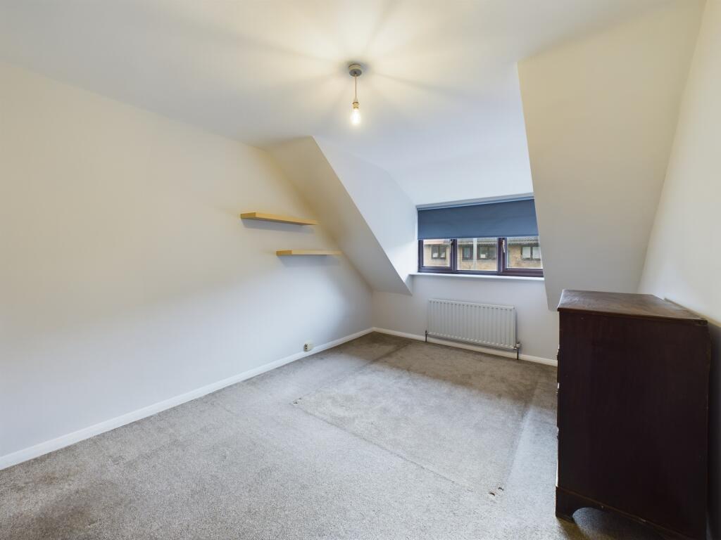 CAM02545G0-PR0312-STILL012