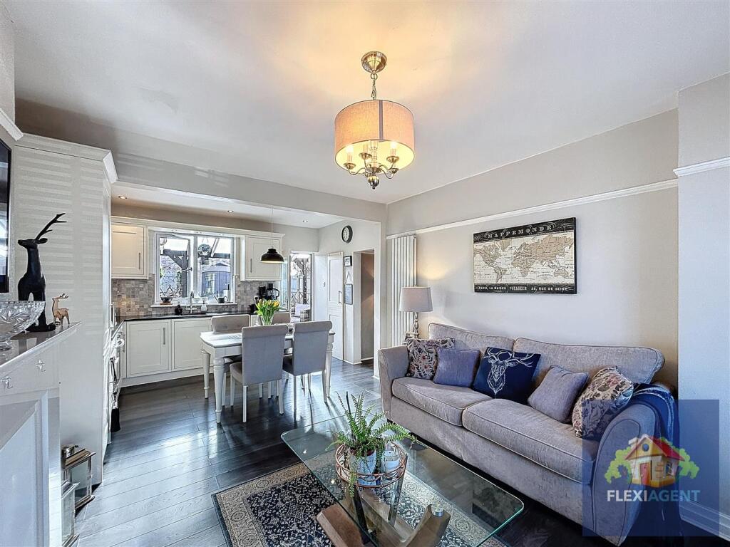 Lounge / Kitchen Diner