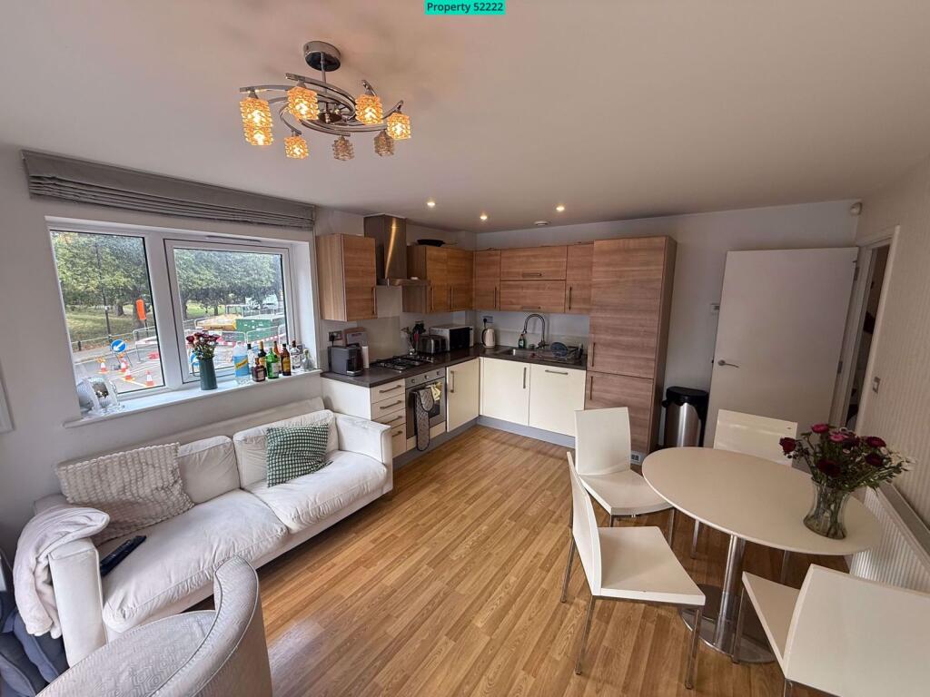 Living Room / Kitchen