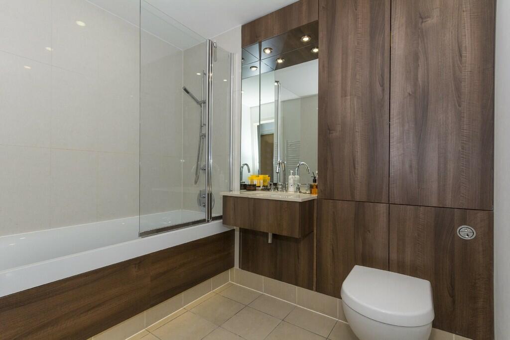 Main Bathroom
