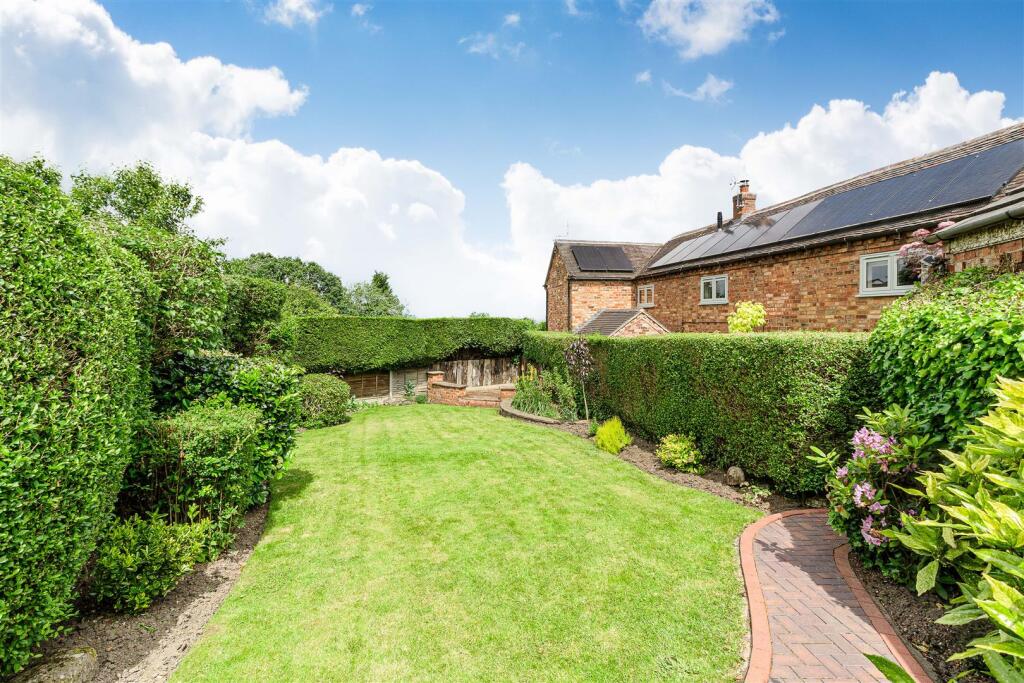 The Common, Baddesley Ensor