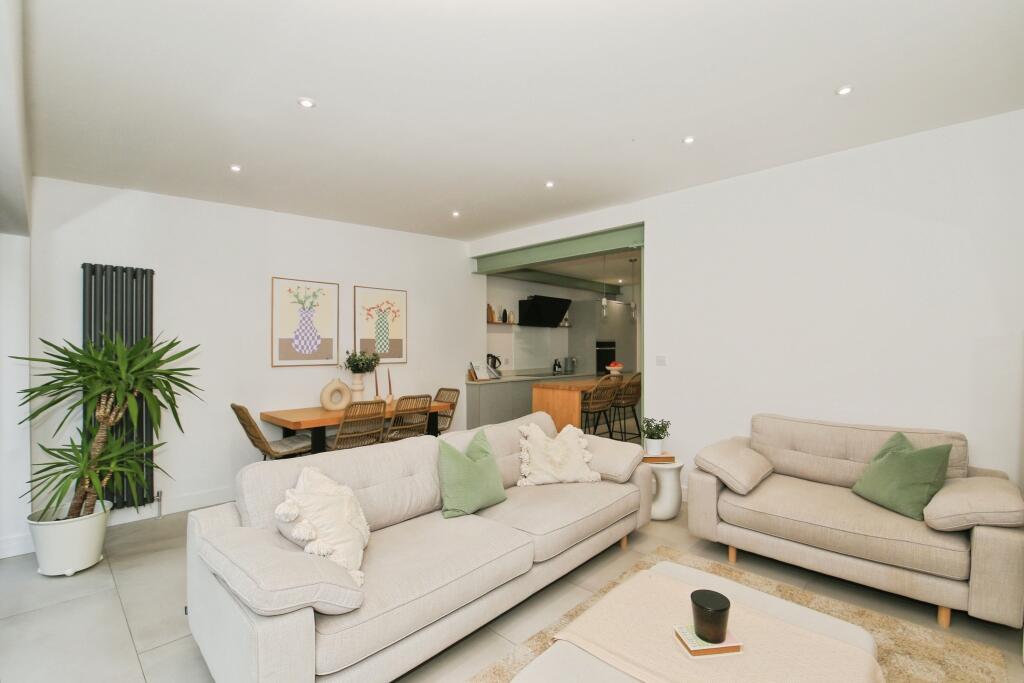 Living / Dining Room
