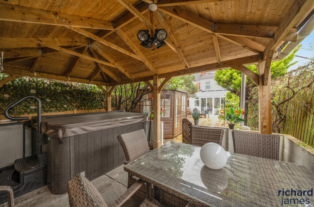 6956445927eb40e9a91034d58f762293