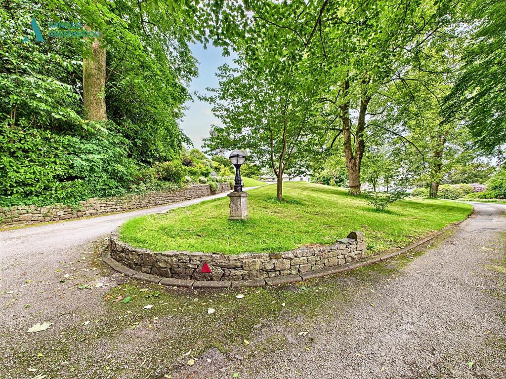Communal Grounds