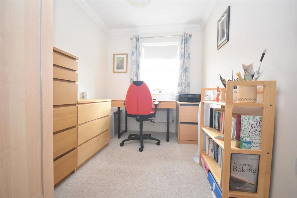 Bedroom 3.jpg
