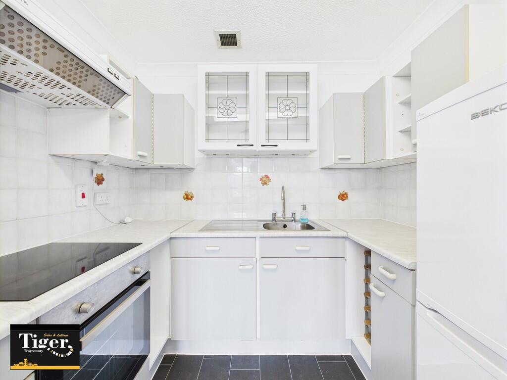 CAM03440G0-PR0369...