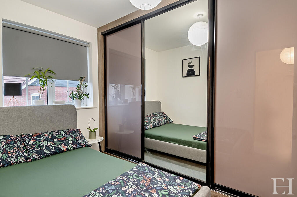 8636418-interior0...