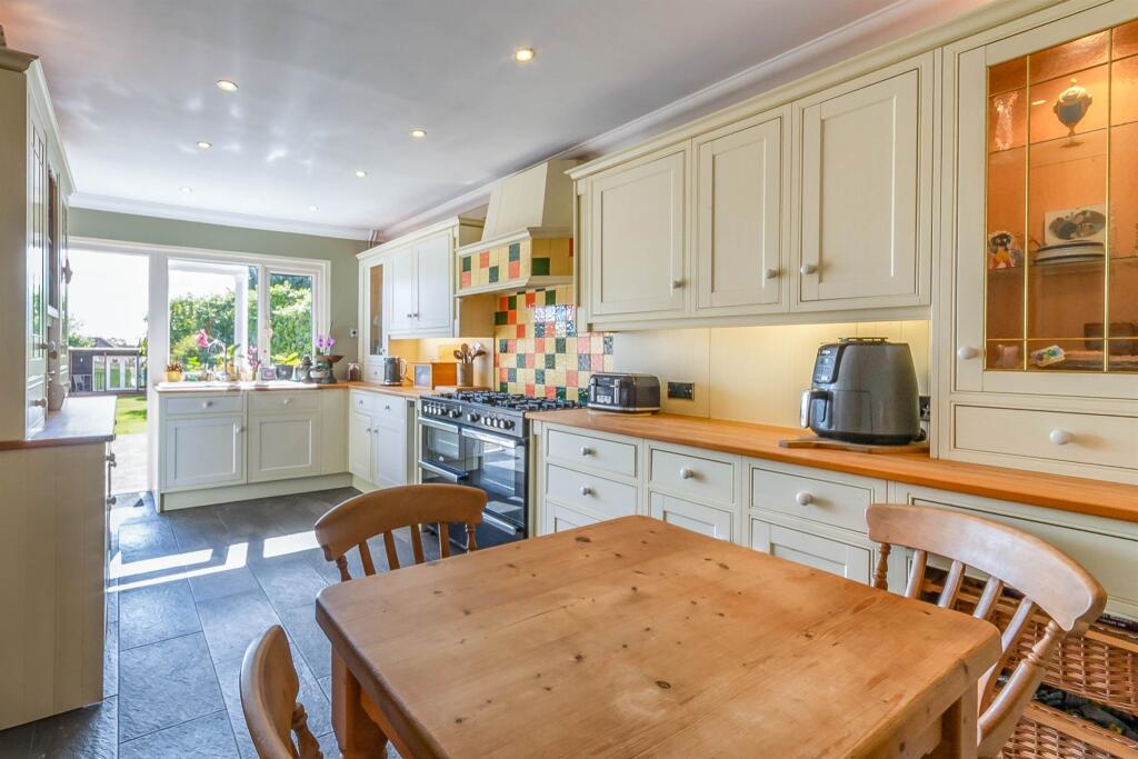 Kitchen Breakfast Room