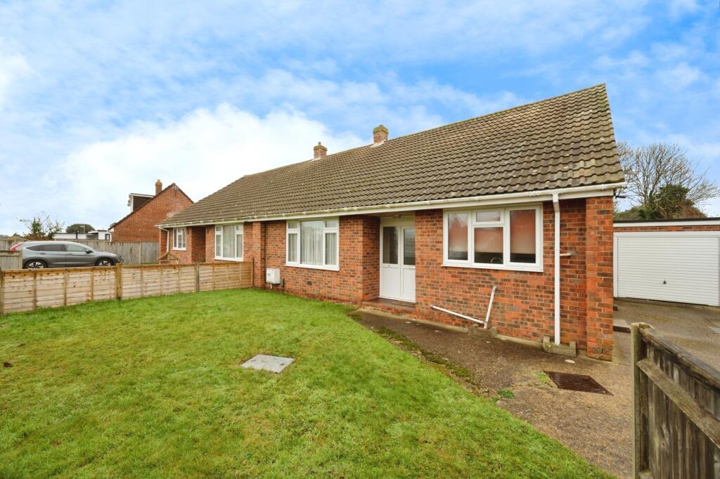 Eastoke Avenue, Hayling Island, Hampshire, PO11