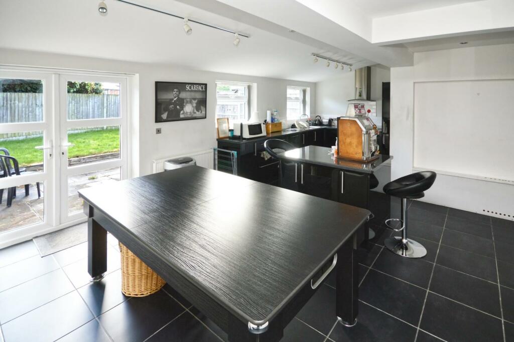 Open Plan Kitchen/Dining Room