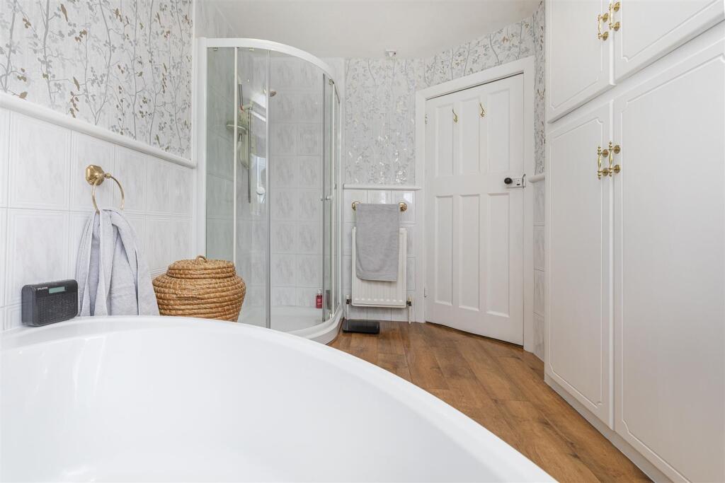 Bramleys Estate Agents - Le Marchant Avenue - Lind