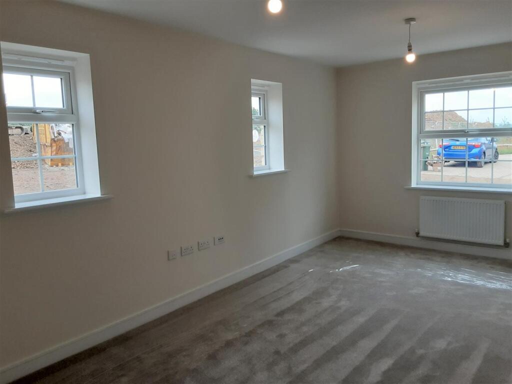Sitting Room.jpg
