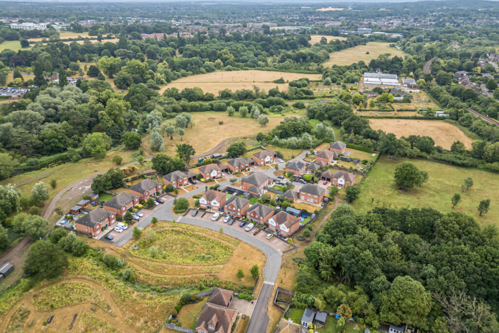 1319271-16-686b92...