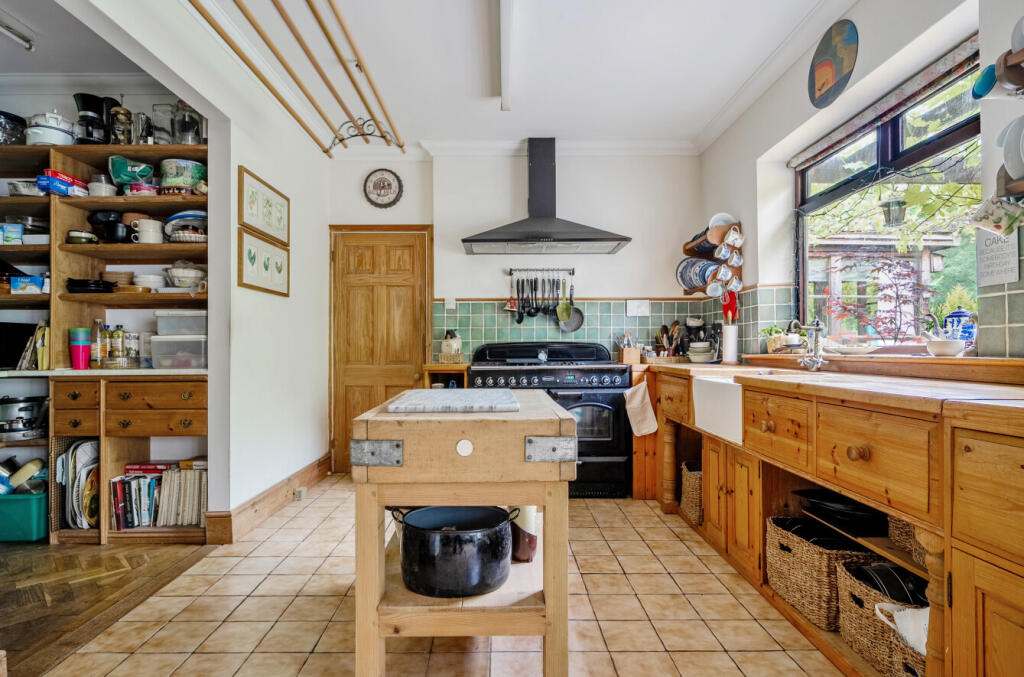 1287908-10-68263f...