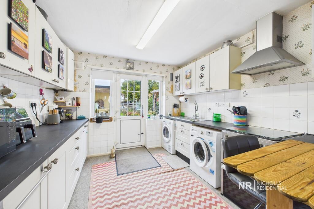 Kitchen/Breakfast Room Extra Photo