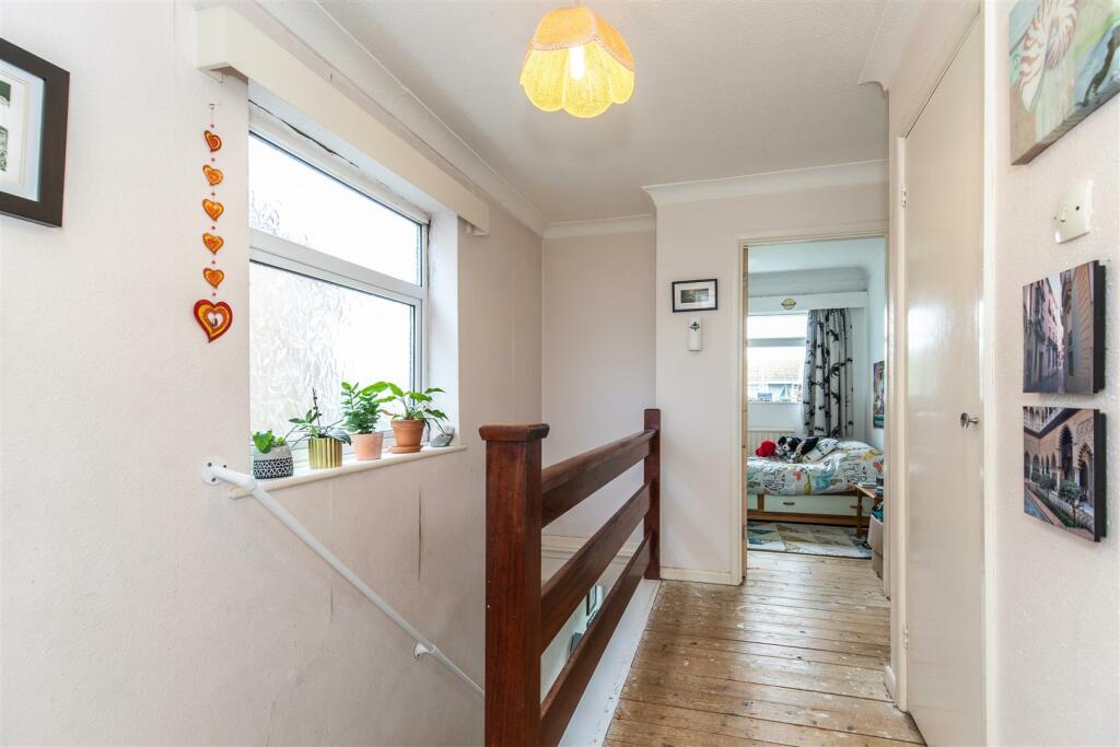 STAIRS &amp; FIRST FLOOR LANDING