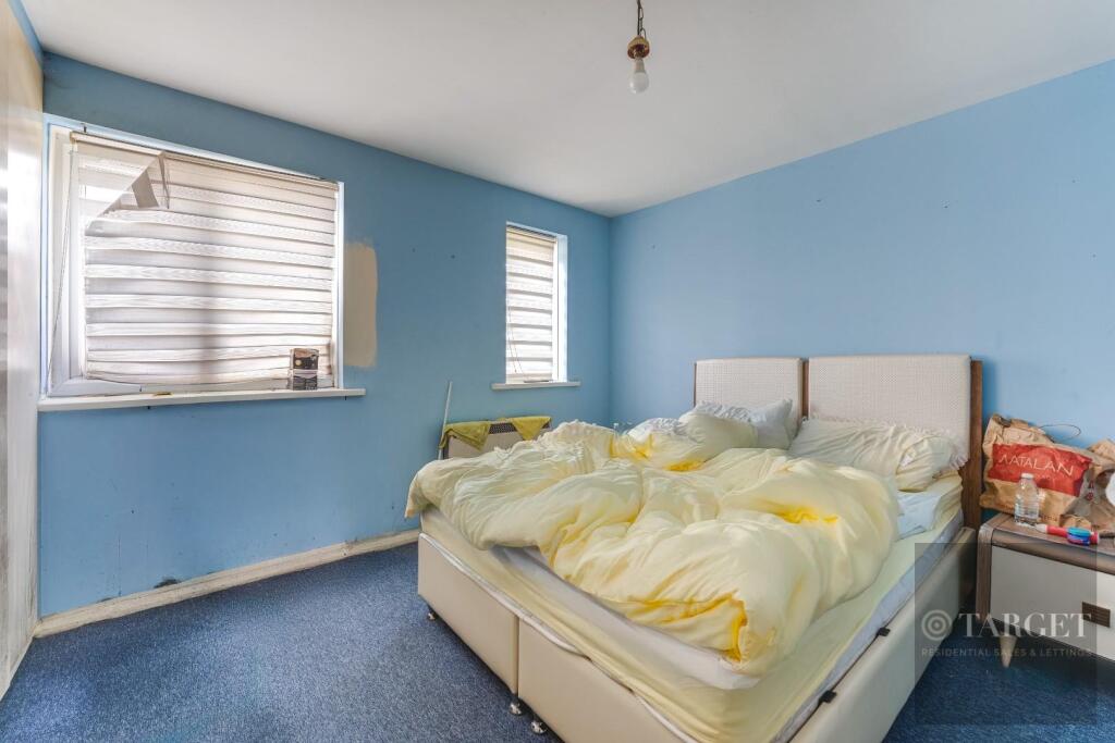 Linnet Close WM-1.jpg