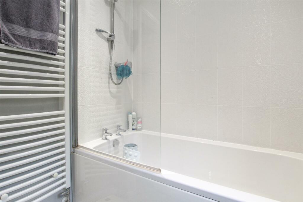 Bathroom-2-.jpg