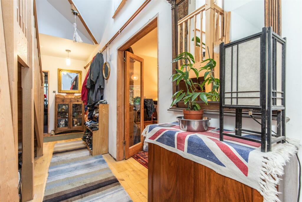 220 Littlehampton Road-22.jpg