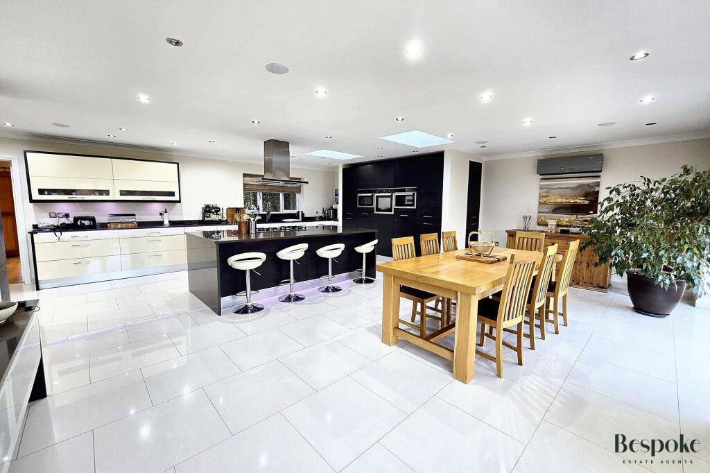 Kitchen Breakfast Room