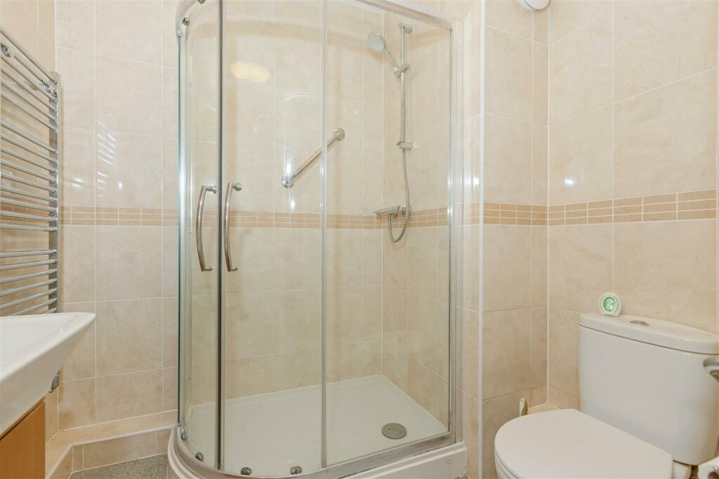 For Sale by Aspire Residential - Cambridge Lodge