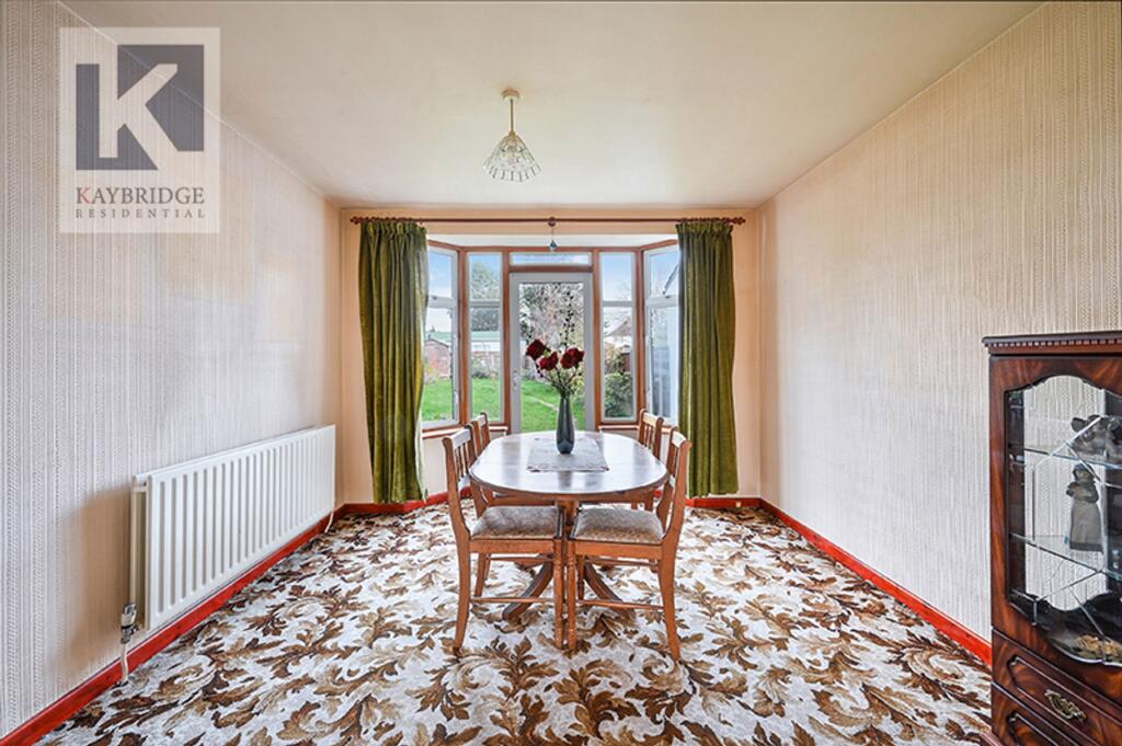 Walsingham Gardens, Epsom - KT19 0LX