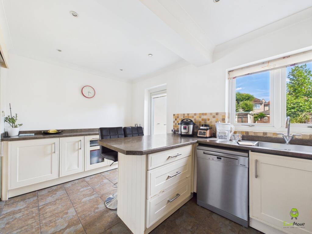 CAM02615G0-PR0087-STILL015