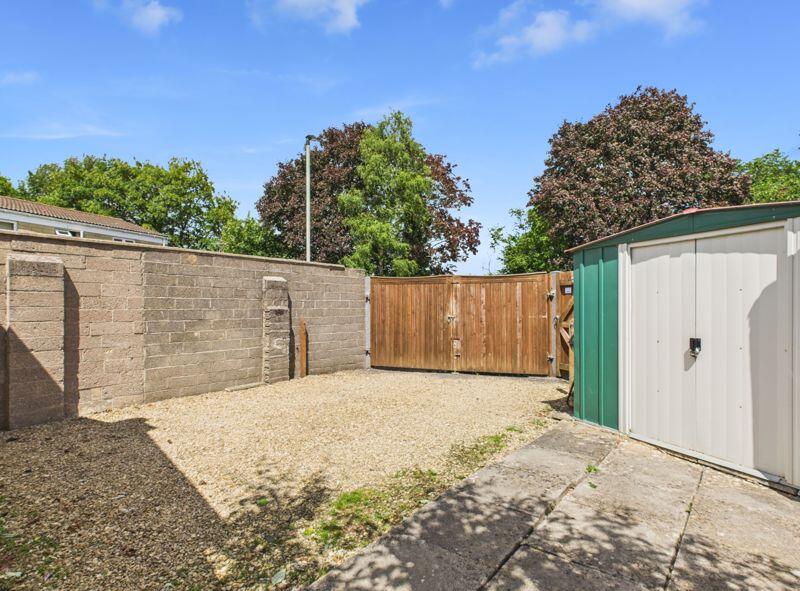 Private vehicular entrance