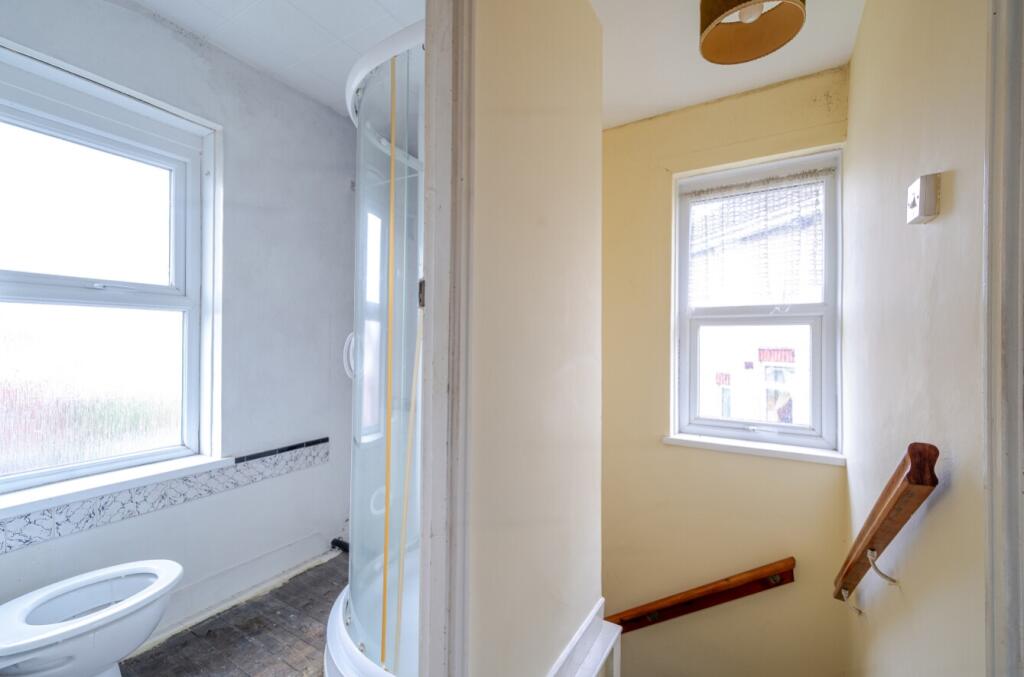 -681e3481794e6-l-3-681c88de7ab0a-1287621-ARW-3