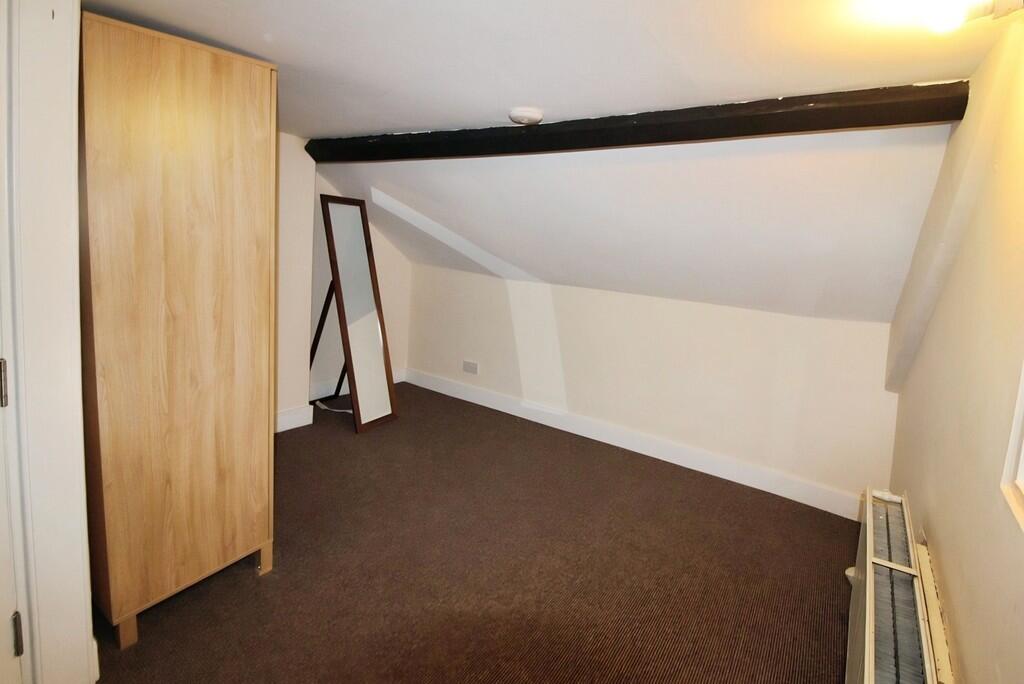 2262a58e-bedroom ...