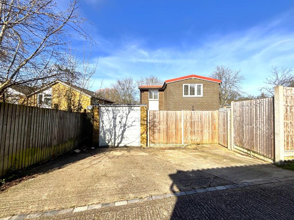 Garage and parking.jpeg