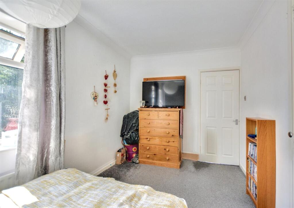 Bedroom 2_2.jpeg