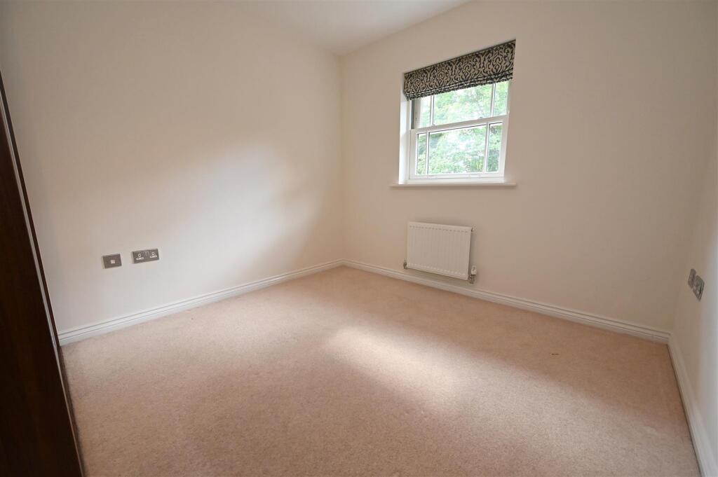bedroom3.JPG