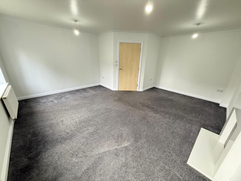 12 Newton Grange Lounge 2