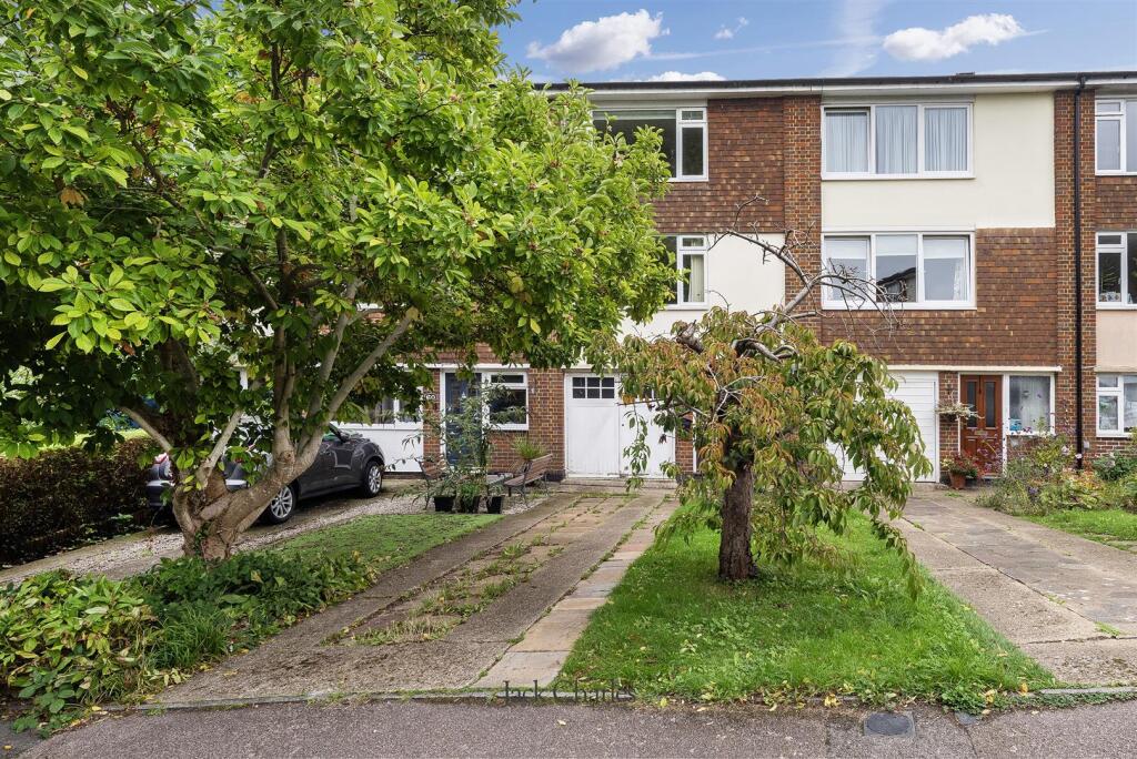 58 Dernier Rd, TN10 3EW 001.jpg