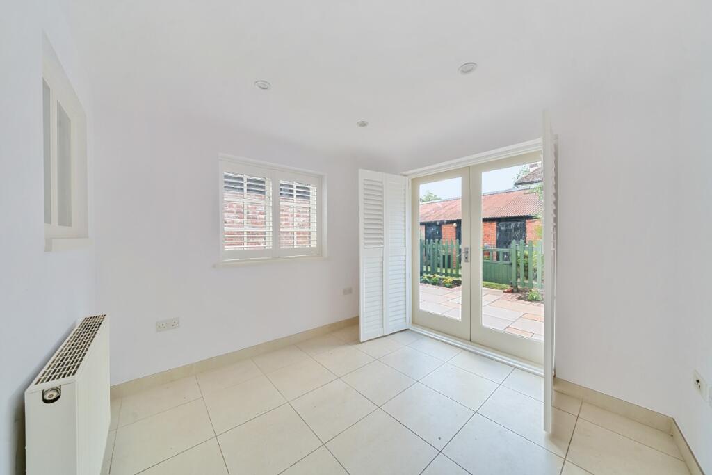 1327395-20-687e20...