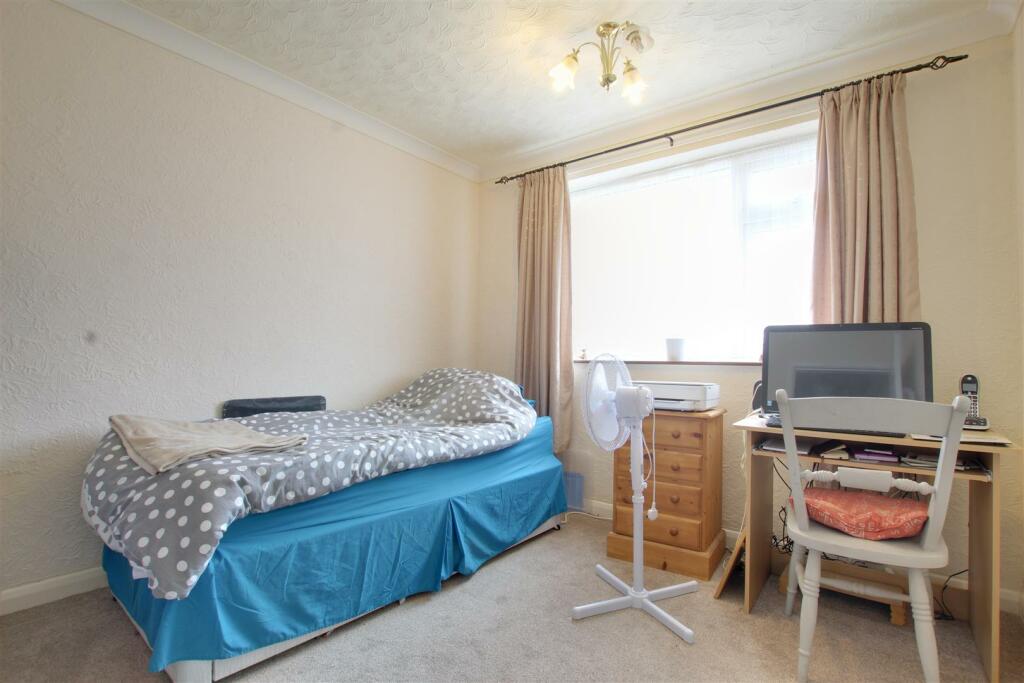 BEDROOM 2 (FRONT)