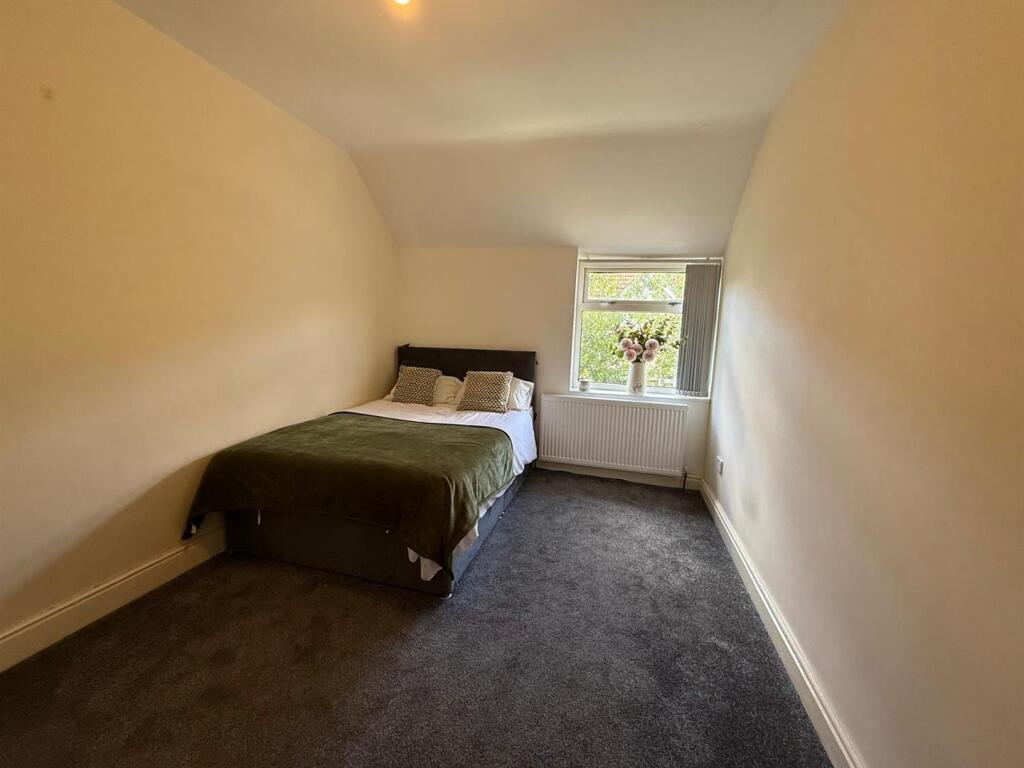 room3 4th2.jpeg